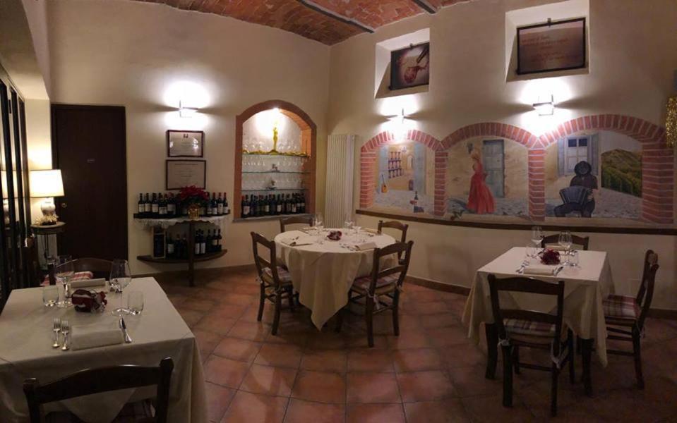 Locanda Osteria La Milonga Agliano Terme Esterno foto