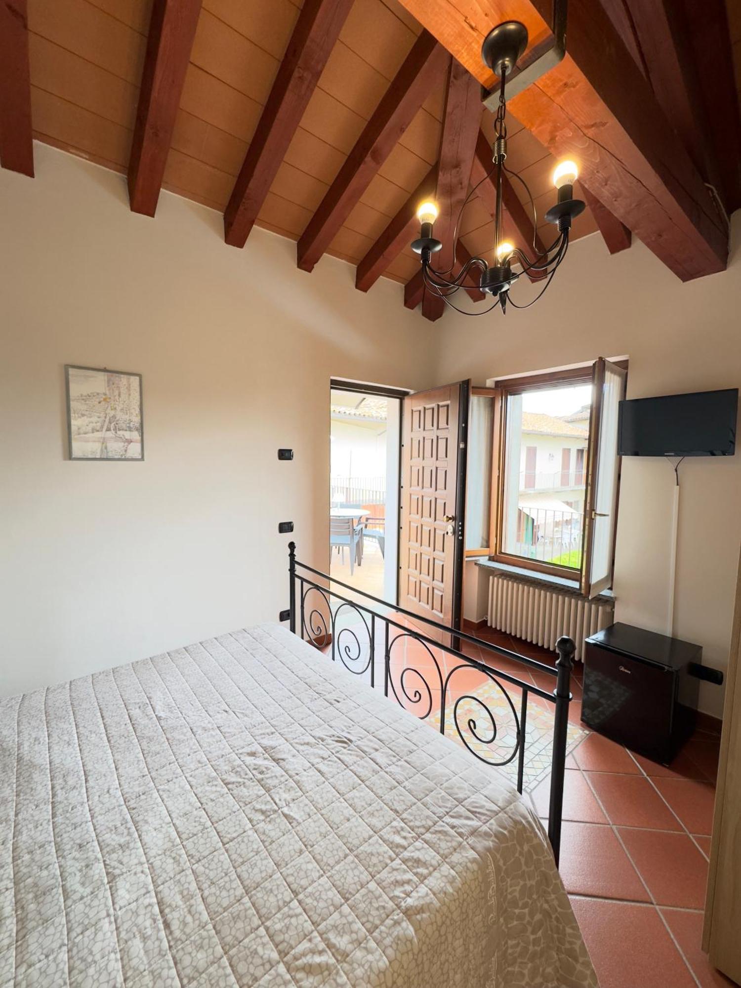 Locanda Osteria La Milonga Agliano Terme Esterno foto